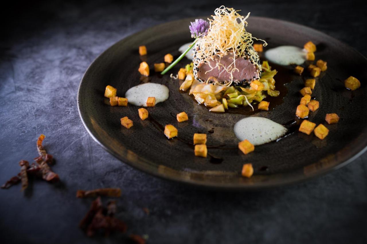 Yachthotel Chiemsee Gmbh พรีนอัมคิมซี ภายนอก รูปภาพ